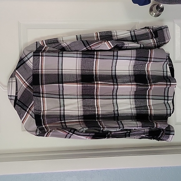 Mossimo Supply Co | Flannel Button Down - Picture 5 of 7